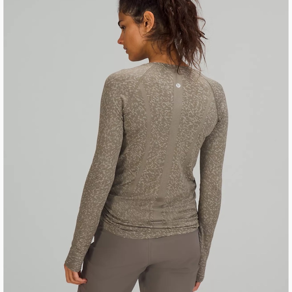NWT lululemon Swiftly Tech Long Sleeve Shirt 2.0 top shirt size 6 - Picture 3 of 10